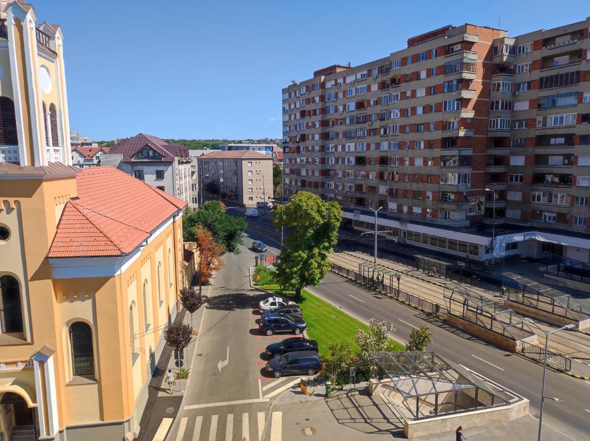 Midtown Apartment Oradea Exterior foto
