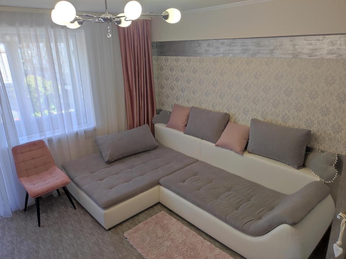 Midtown Apartment Oradea Exterior foto